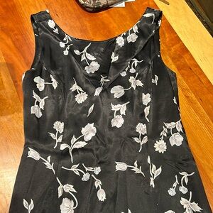super pretty and flattering silk dress!